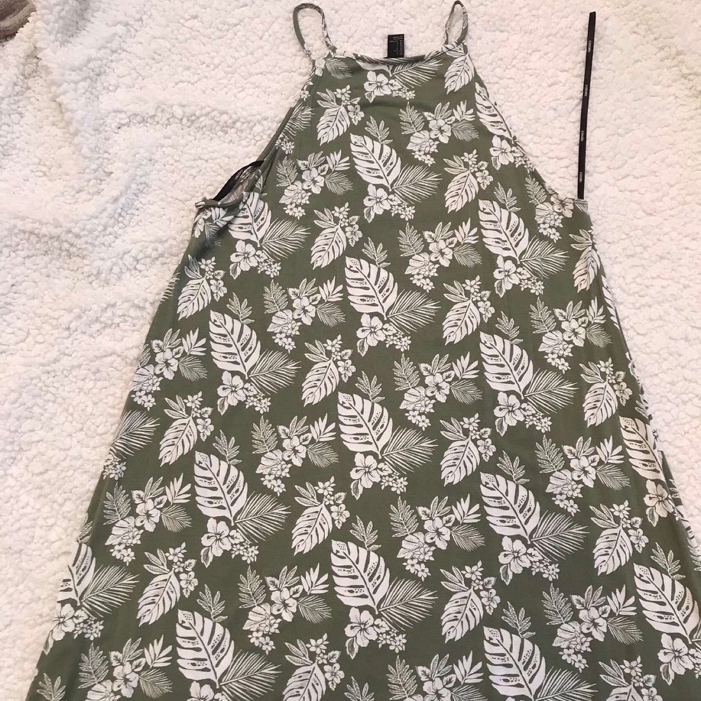 Forever 21 Leafy Summer Dress